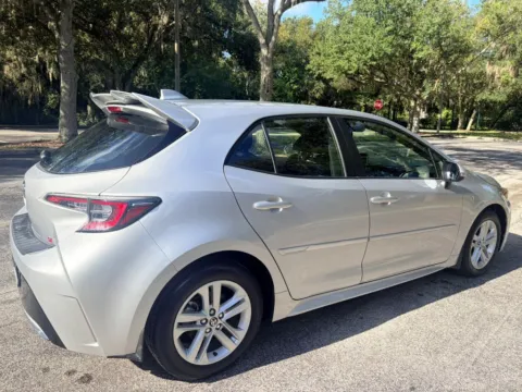 More photos of 2022 Toyota Corolla Hatchback SE Hatchback 4D at Winter Park Auto Exchange, FL