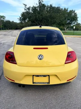 More photos of 2015 Volkswagen Beetle 1.8T Classic Hatchback 2D at Winter Park Auto Exchange, FL