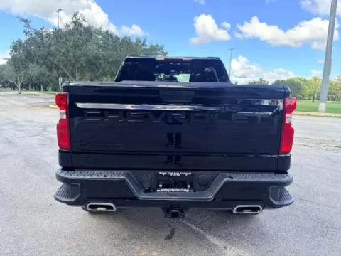 More photos of 2022 Chevrolet Silverado 1500 Limited Crew Cab LT Trail Boss Pickup 4D 5 3/4 ft at Winter Park Auto Exchange, FL