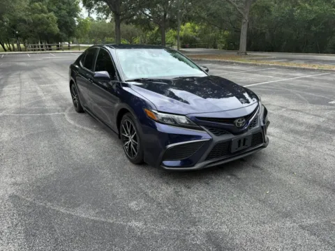 More photos of 2021 Toyota Camry SE Sedan 4D at Winter Park Auto Exchange, FL