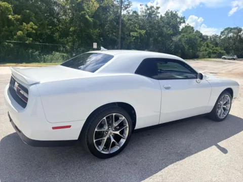 More photos of 2022 Dodge Challenger SXT Coupe 2D at Winter Park Auto Exchange, FL