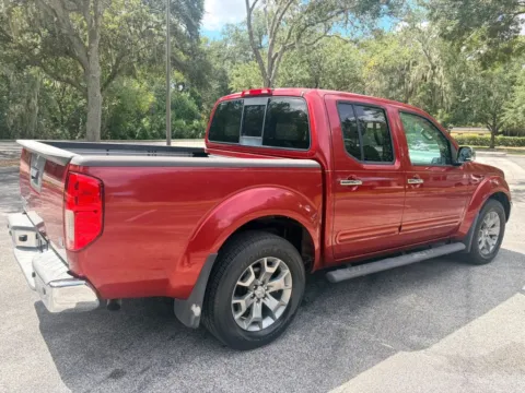More photos of 2019 Nissan Frontier Crew Cab SL Pickup 4D 5 ft at Winter Park Auto Exchange, FL