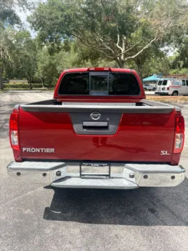 More photos of 2019 Nissan Frontier Crew Cab SL Pickup 4D 5 ft at Winter Park Auto Exchange, FL