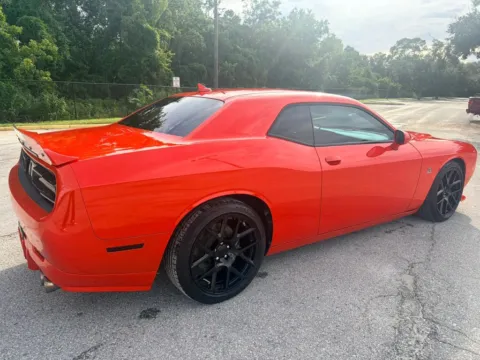 More photos of 2017 Dodge Challenger R/T Scat Pack Coupe 2D at Winter Park Auto Exchange, FL
