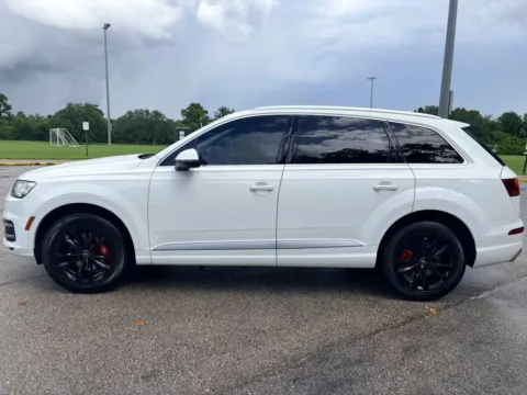 Photos of 2019 Audi Q7 55 TFSI Premium Plus Sport Utility 4D for sale in Orlando, FL at Winter Park Auto Exchange