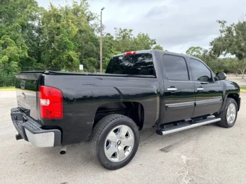 More photos of 2011 Chevrolet Silverado 1500 Crew Cab LT Pickup 4D 5 3/4 ft at Winter Park Auto Exchange, FL