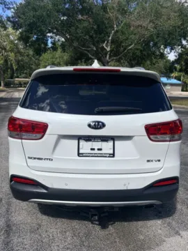 More photos of 2018 Kia Sorento EX Sport Utility 4D at Winter Park Auto Exchange, FL