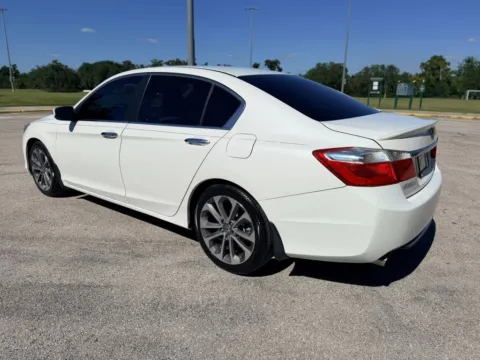 More photos of 2015 Honda Accord Sport Sedan 4D at Winter Park Auto Exchange, FL