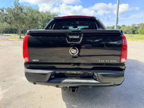 More photos of 2010 Cadillac Escalade EXT Sport Utility Pickup 4D 5 1/4 ft at Winter Park Auto Exchange, FL