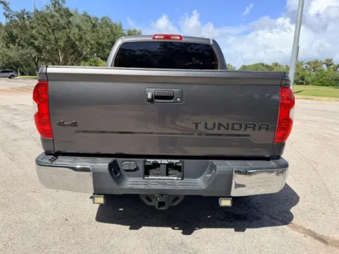More photos of 2017 Toyota Tundra CrewMax SR5 Pickup 4D 5 1/2 ft at Winter Park Auto Exchange, FL