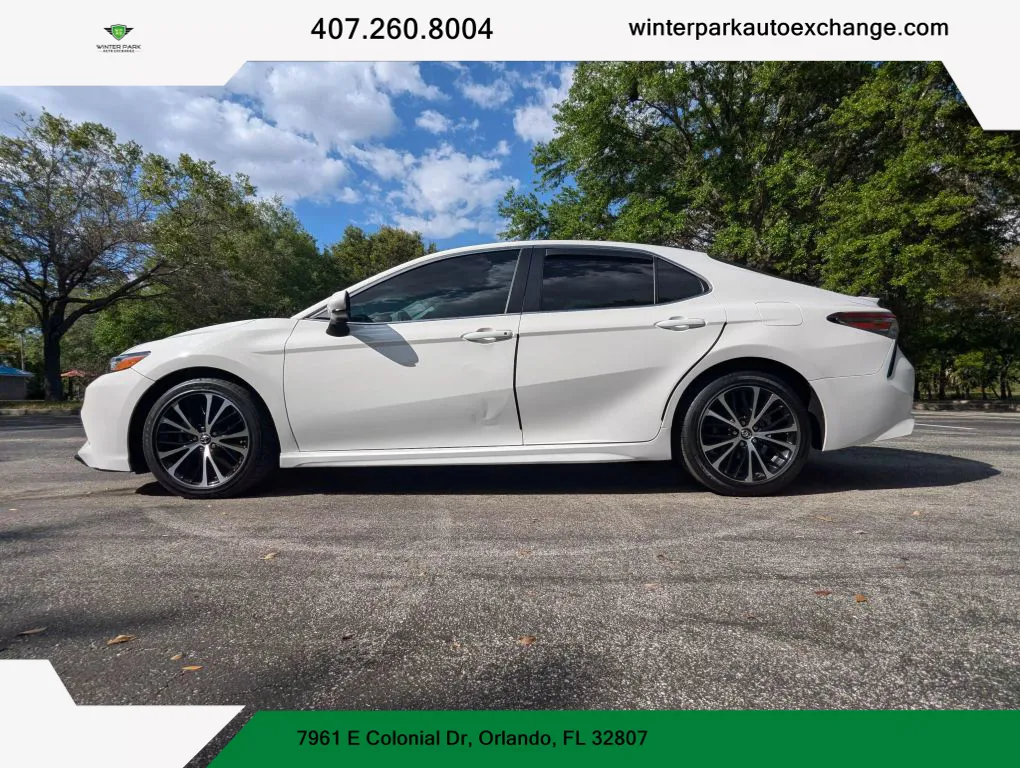 2018 Toyota Camry SE Sedan 4D for sale in Orlando, FL