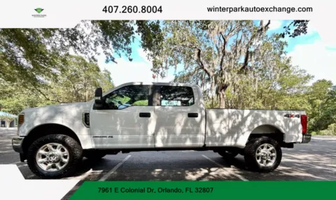 White 2019 Ford F350 Super Duty Crew Cab XL Pickup 4D 8 ft for sale in Orlando, FL