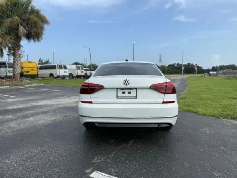 More photos of 2018 Volkswagen Passat 2.0T R-Line Sedan 4D at Winter Park Auto Exchange, FL
