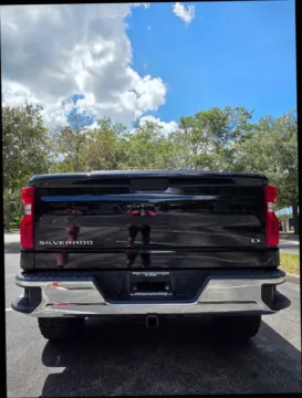 More photos of 2020 Chevrolet Silverado 1500 Crew Cab LT Pickup 4D 5 3/4 ft at Winter Park Auto Exchange, FL