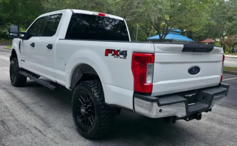 Another view of 2019 Ford F250 Super Duty Crew Cab XLT Pickup 4D 6 3/4 ft for sale in Orlando, FL at Winter Park Auto Exchange