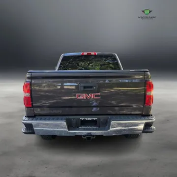 More photos of 2015 GMC Sierra 1500 Crew Cab SLT Pickup 4D 5 3/4 ft at Winter Park Auto Exchange, FL