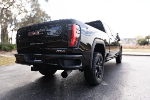 More photos of 2024 GMC Sierra 2500 HD Crew Cab AT4 Pickup 4D 6 1/2 ft at Winter Park Auto Exchange, FL