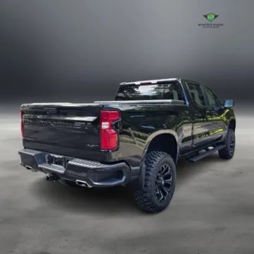More photos of 2023 Chevrolet Silverado 1500 Crew Cab RST Pickup 4D 5 3/4 ft at Winter Park Auto Exchange, FL