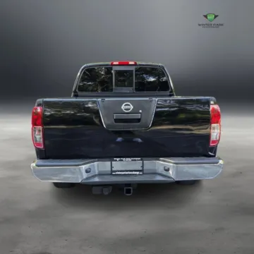 More photos of 2016 Nissan Frontier Crew Cab SV Pickup 4D 5 ft at Winter Park Auto Exchange, FL