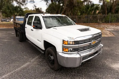 Another view of 2018 Chevrolet Silverado 3500 HD Crew Cab Work Truck Pickup 4D 8 ft for sale in Orlando, FL at Winter Park Auto Exchange