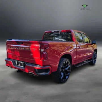 More photos of 2022 Chevrolet Silverado 1500 Crew Cab RST Pickup 4D 5 3/4 ft at Winter Park Auto Exchange, FL