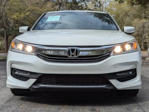 Photos of 2017 Honda Accord Sport SE Sedan 4D for sale in Orlando, FL at Winter Park Auto Exchange
