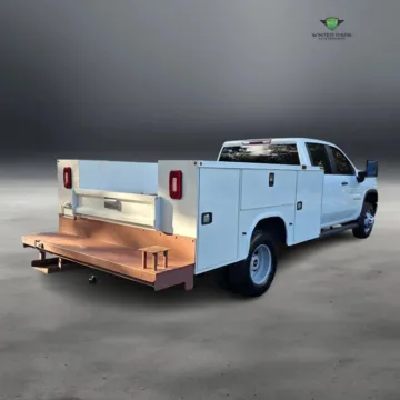 More photos of 2023 Chevrolet Silverado 3500 HD Crew Cab & Chassis Work Truck Cab & Chassis 4D at Winter Park Auto Exchange, FL