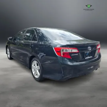 Another view of 2014 Toyota Camry L Sedan 4D for sale in Orlando, FL at Winter Park Auto Exchange