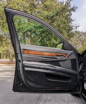 More photos of 2013 BMW 7 Series 750i Sedan 4D at Winter Park Auto Exchange, FL