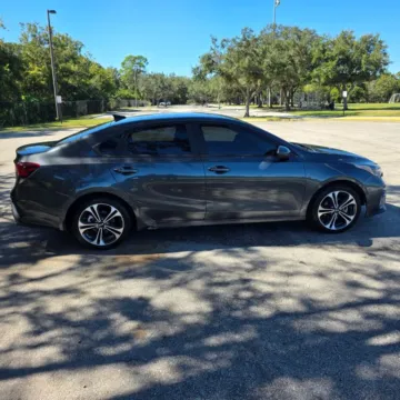 More photos of 2021 Kia Forte FE Sedan 4D at Winter Park Auto Exchange, FL