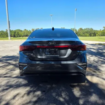 More photos of 2021 Kia Forte FE Sedan 4D at Winter Park Auto Exchange, FL