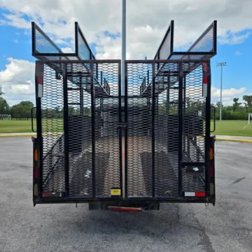 More photos of 2021 Isuzu Med Duty NPR HD Crew Cab Diesel at Winter Park Auto Exchange, FL