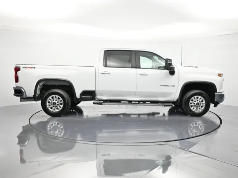 More photos of 2025 Chevrolet Silverado 2500HD LT at Beck Chrysler Dodge Jeep RAM, FL