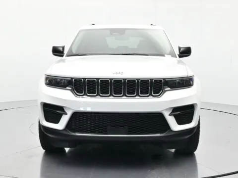 Photos of 2023 Jeep Grand Cherokee Laredo for sale in Palatka, FL at Beck Chrysler Dodge Jeep RAM