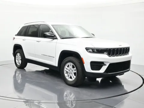Another view of 2023 Jeep Grand Cherokee Laredo for sale in Palatka, FL at Beck Chrysler Dodge Jeep RAM
