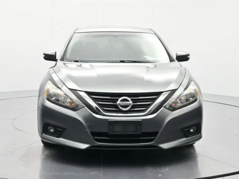 Photos of 2016 Nissan Altima 2.5 SL for sale in Palatka, FL at Beck Chrysler Dodge Jeep RAM