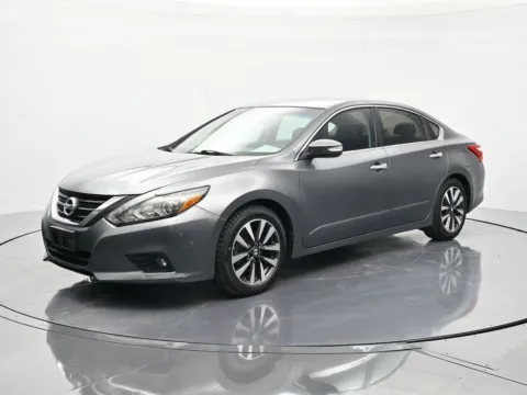 Gray 2016 Nissan Altima 2.5 SL for sale in Palatka, FL