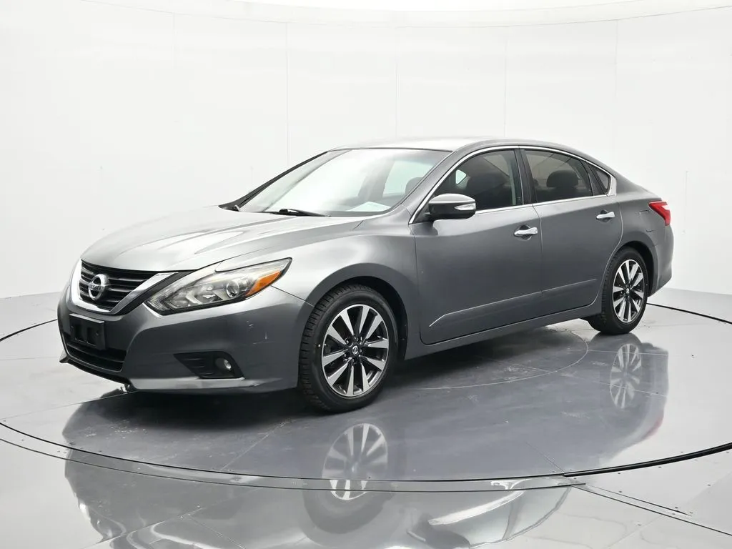 Gray 2016 Nissan Altima 2.5 SL for sale in Palatka, FL