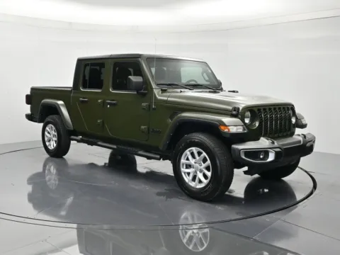 Another view of 2023 Jeep Gladiator Sport S for sale in Palatka, FL at Beck Chrysler Dodge Jeep RAM