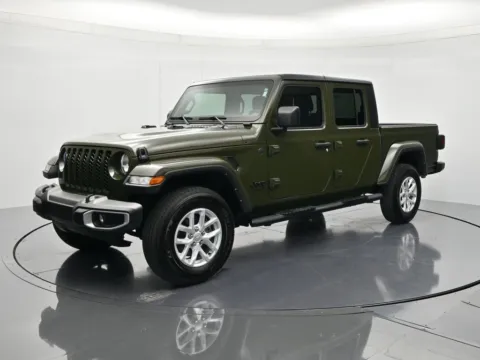 Green 2023 Jeep Gladiator Sport S for sale in Palatka, FL