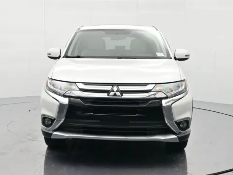 Photos of 2018 Mitsubishi Outlander SE for sale in Palatka, FL at Beck Chrysler Dodge Jeep RAM