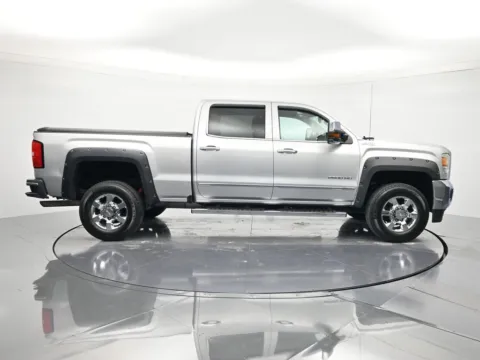 More photos of 2017 GMC Sierra 2500 HD SLT at Beck Chrysler Dodge Jeep RAM, FL