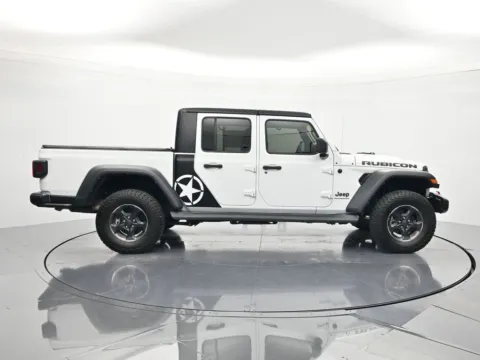 More photos of 2023 Jeep Gladiator Rubicon at Beck Chrysler Dodge Jeep RAM, FL