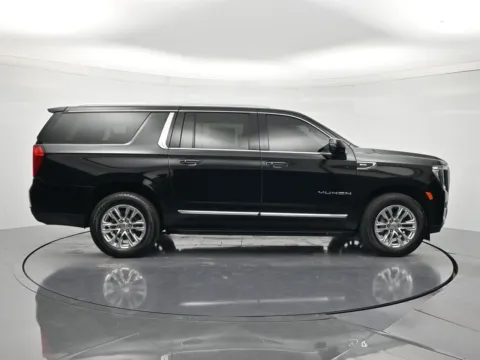More photos of 2023 GMC Yukon XL SLT at Beck Chrysler Dodge Jeep RAM, FL