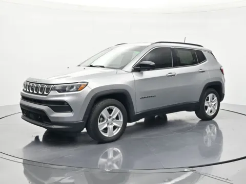 Silver 2022 Jeep Compass Latitude for sale in Palatka, FL