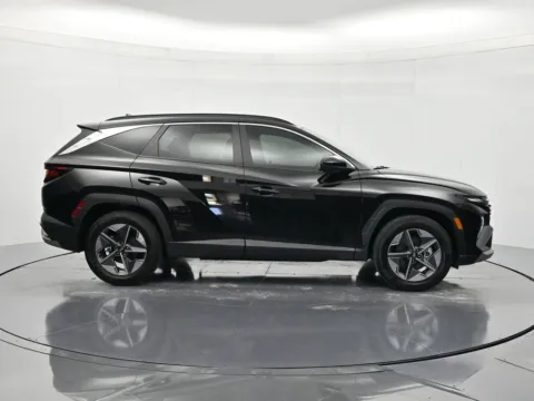 More photos of 2025 Hyundai Tucson SEL at Beck Chrysler Dodge Jeep RAM, FL