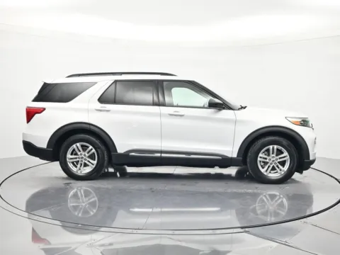 More photos of 2020 Ford Explorer XLT at Beck Chrysler Dodge Jeep RAM, FL