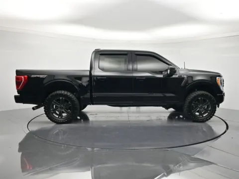 More photos of 2022 Ford F-150 XLT at Beck Chrysler Dodge Jeep RAM, FL