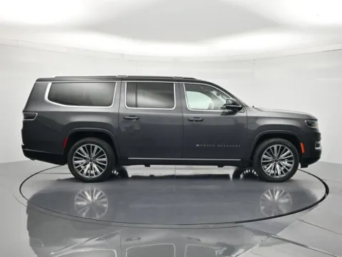 More photos of 2024 Jeep Grand Wagoneer L Series III at Beck Chrysler Dodge Jeep RAM, FL