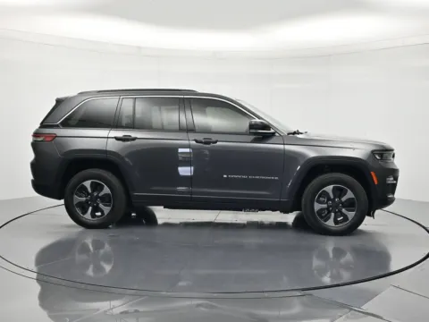 More photos of 2024 Jeep Grand Cherokee 4xe at Beck Chrysler Dodge Jeep RAM, FL